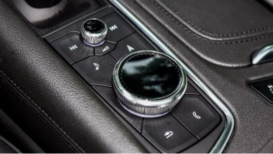 2020中期改款xt5两驱豪华版,中期改款凯迪拉克xt4谍照曝光