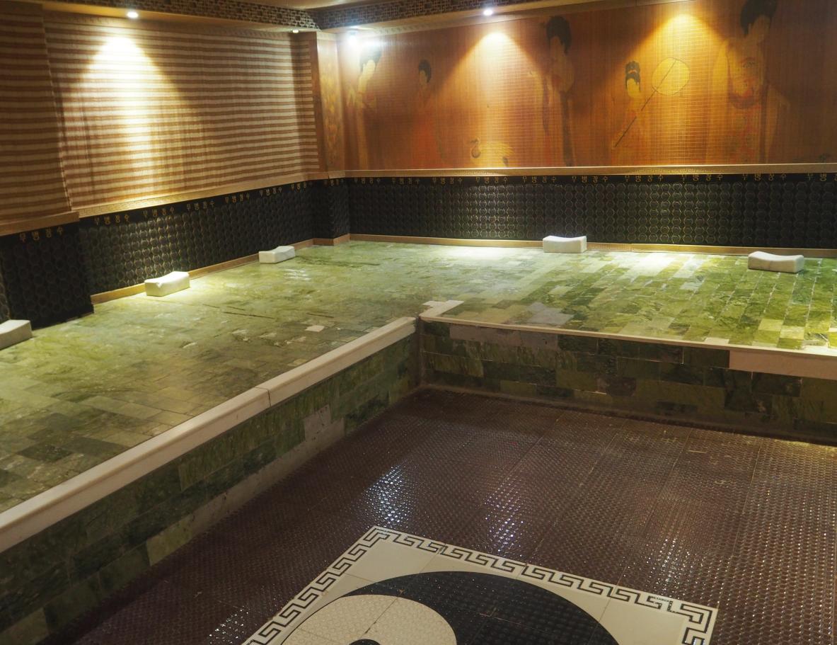 高端温泉度假酒店推荐,郑州忆江南温泉度假酒店