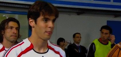 卡卡和前妻相爱吗,卡卡和前妻的恩爱视频