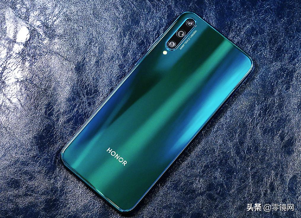 荣耀20出厂系统是什么版本,荣耀20更新最新版本特别卡