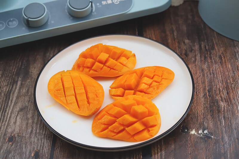 费尽心思给女儿准备早餐,小学生早餐吃什么营养又补脑大全