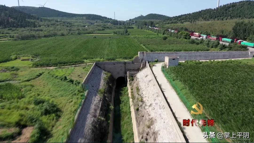 致敬红旗渠劳模事迹,传承红旗渠精神争做新时代先锋