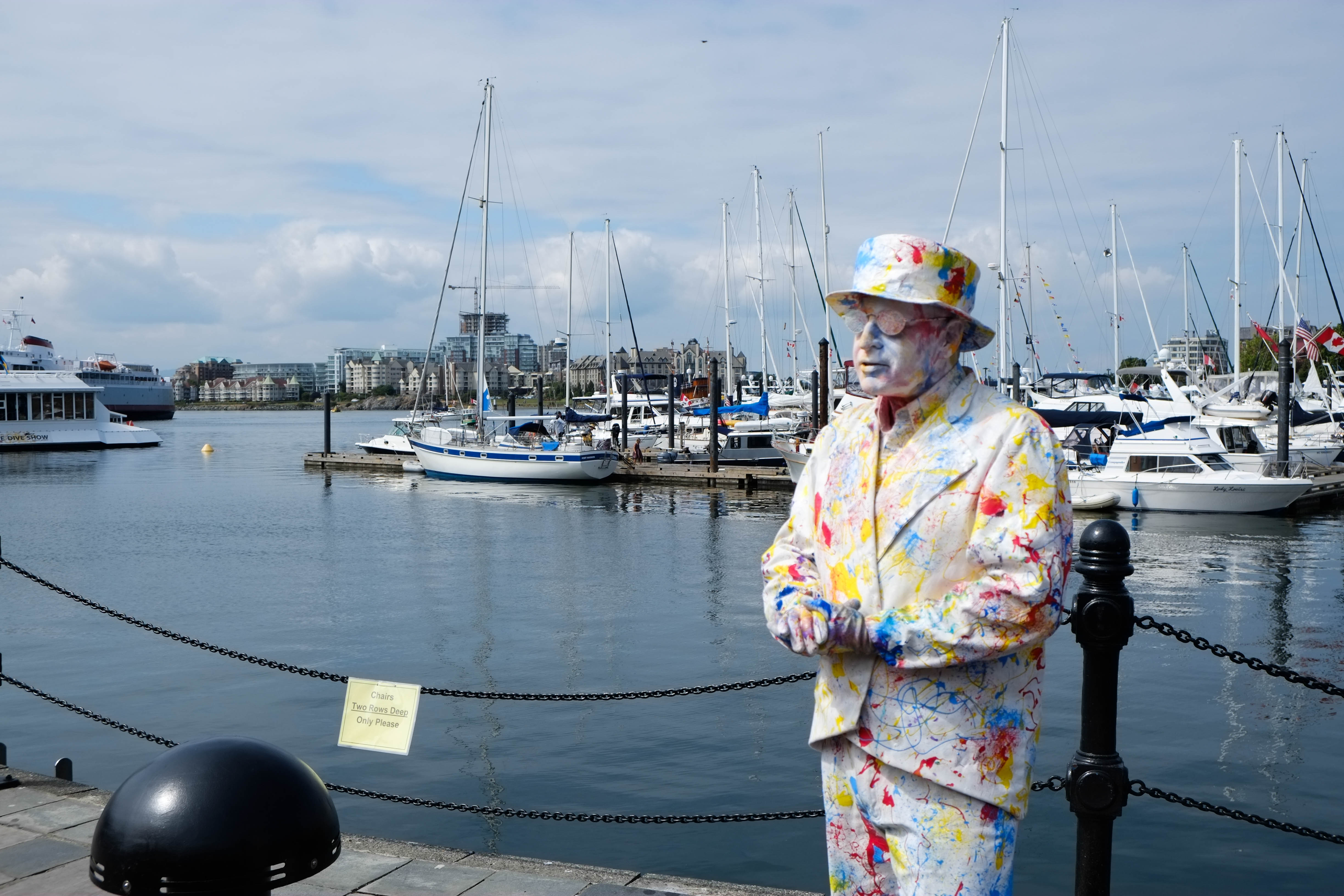 朋友圈旅游不发自拍,朋友圈的旅游和真实的旅游