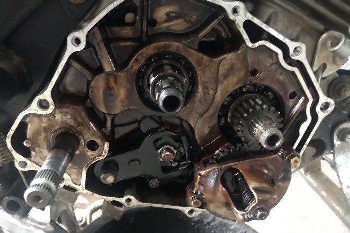 属于本田摩托的时代，94年本田90、98年本田125，都是神车啊