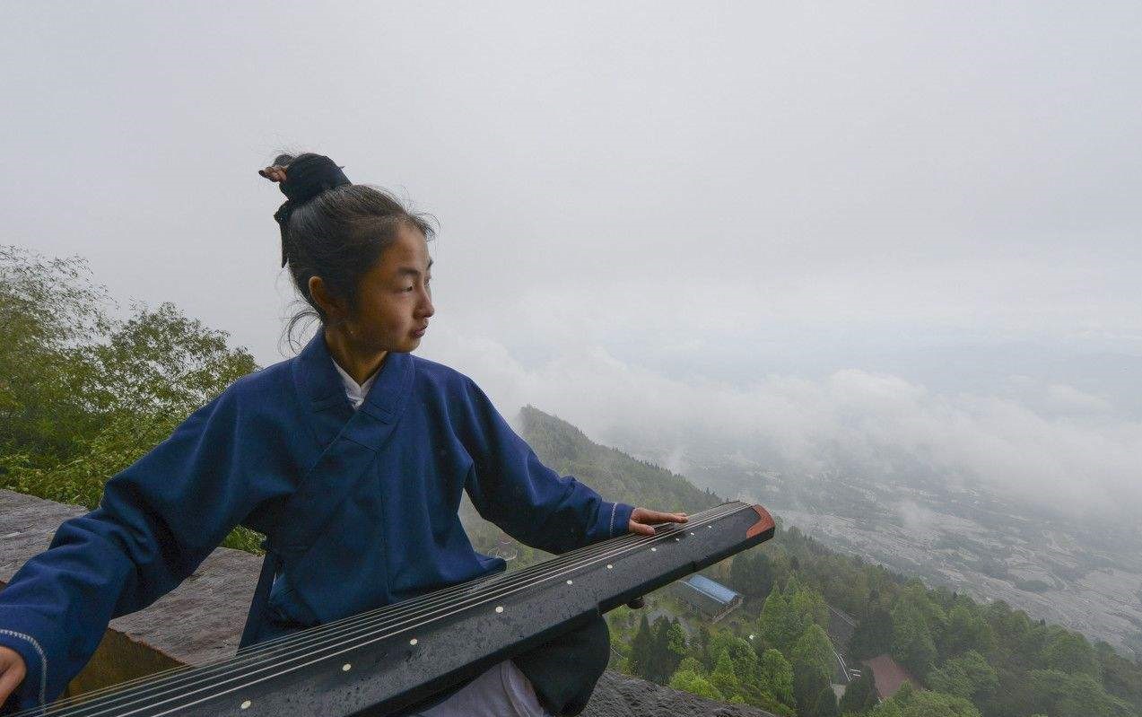 27岁女道长,大学读市场营销,她说的6条哲理,让人心服口服!