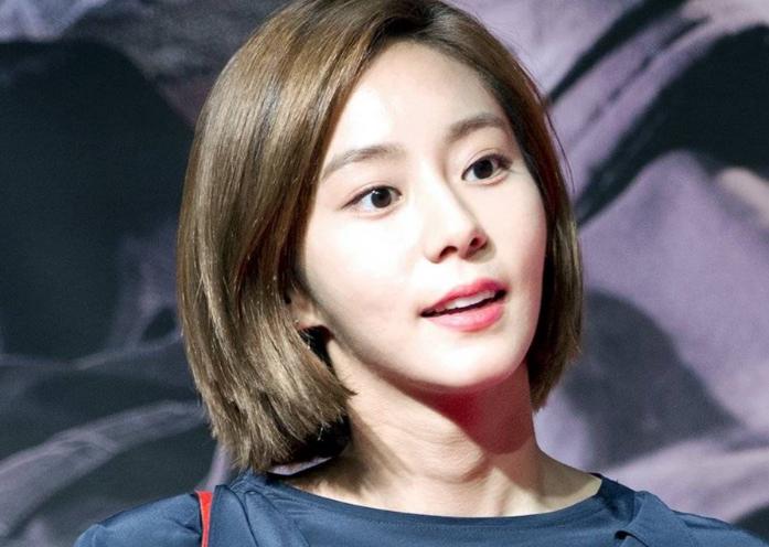 AS前成员U-IE晒照遭批判，V脸明显肉感全无，向主流审美低头？