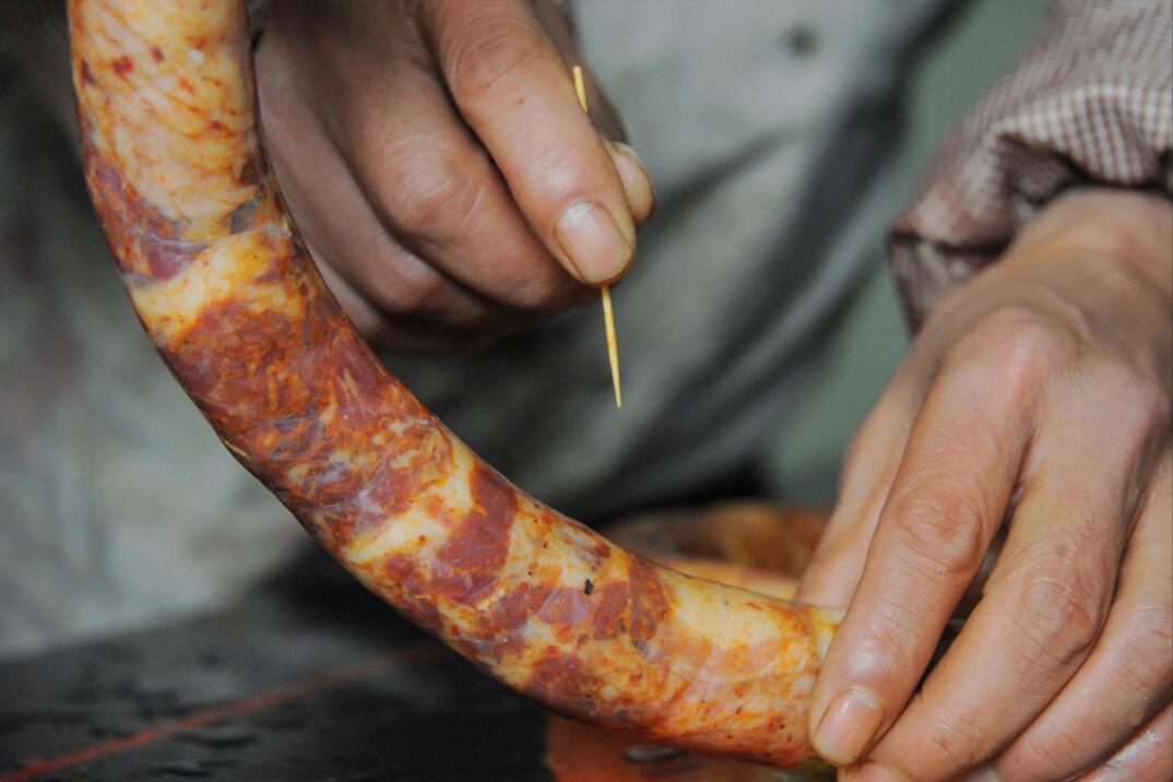 灌香肠秘方谁知道,教你灌香肠配方