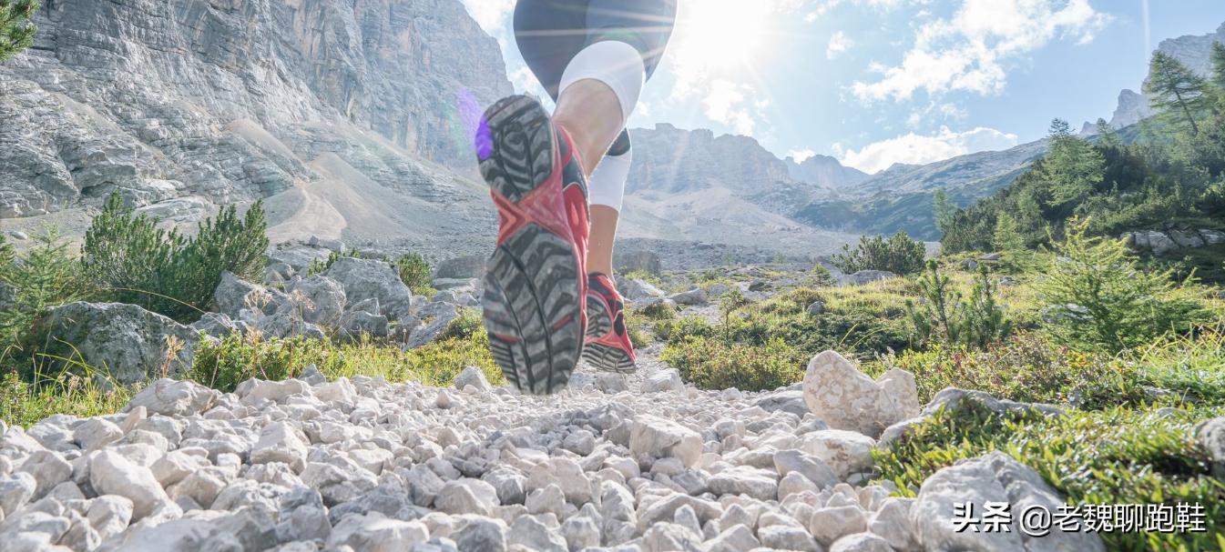 跑步跑到指甲脱落怎么办,跑步指甲黑怎么办