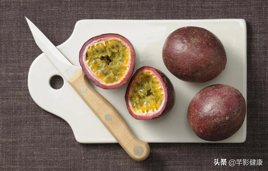百香果怎么吃可以美白养颜,百香果美容吃法
