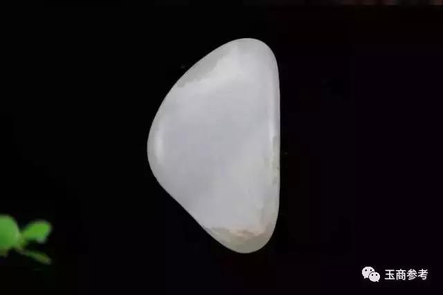 和田玉塔青玉的鉴别,和田玉于阗玉鉴别最简单方法