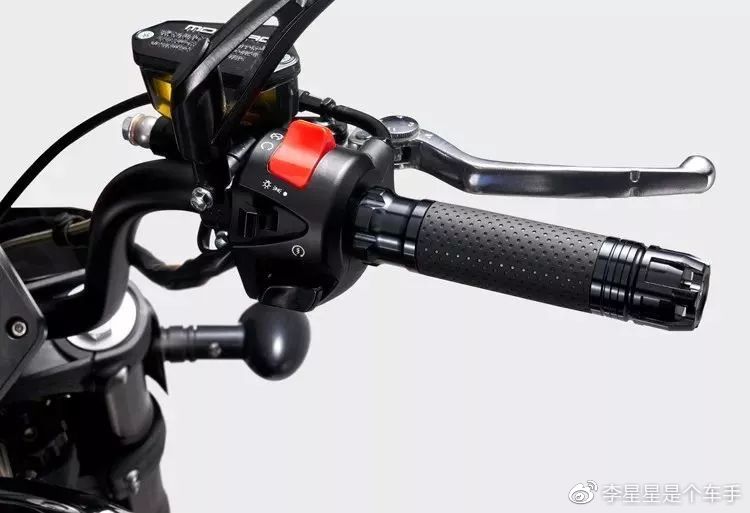 星星吐糟：撞脸哈雷肥霸摩瑞火龙骑士900你真的想要吗？