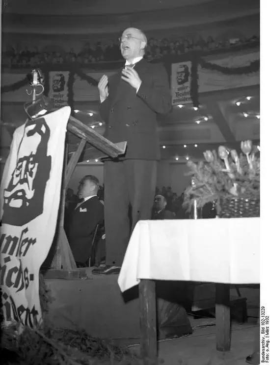 一战结束德国面对屈辱,一战宣告结束