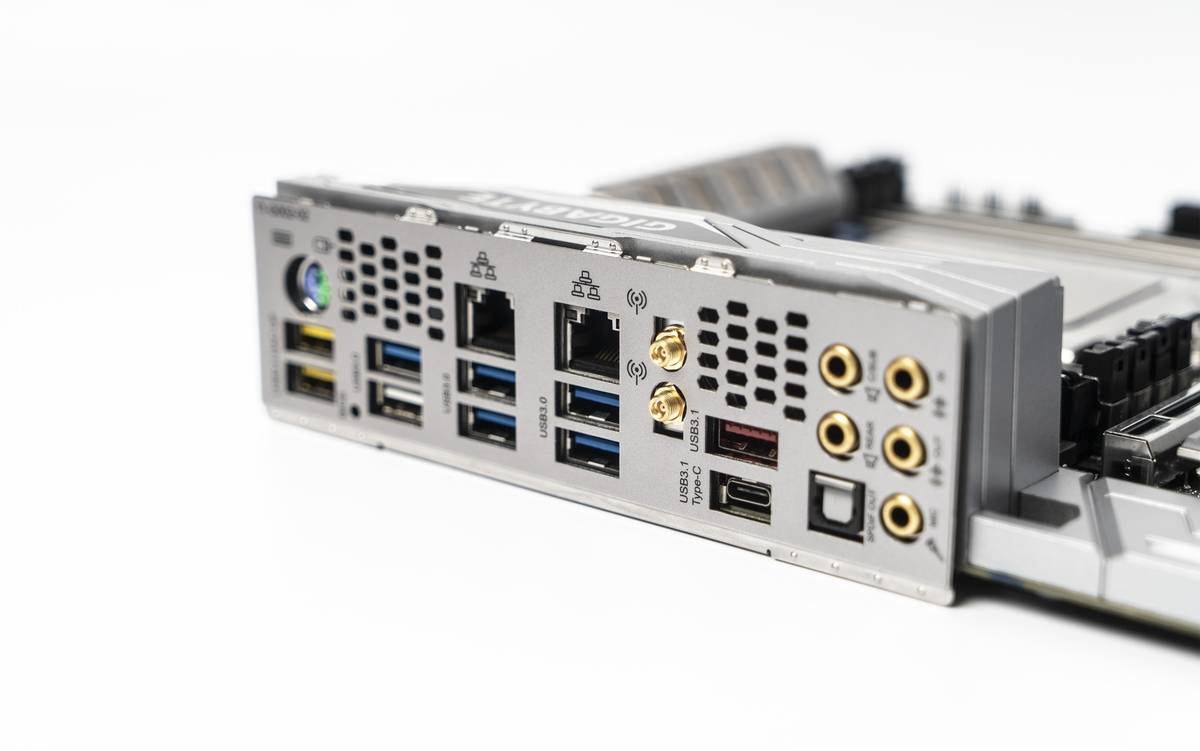 256内存黑苹果,苹果12大型翻车视频