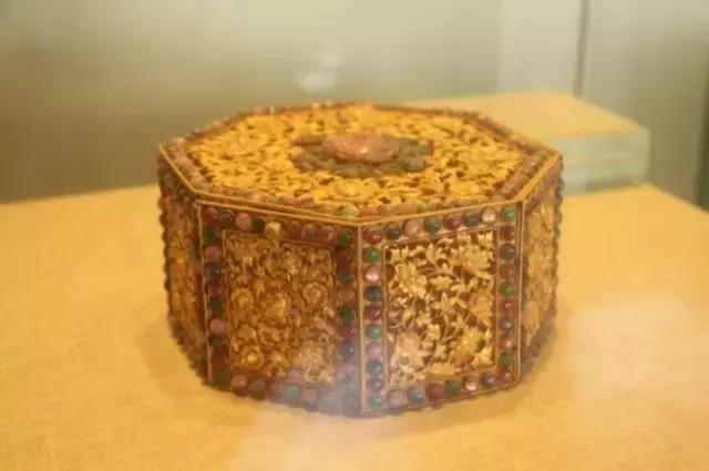 古代女人的首饰文物,古代美女首饰库