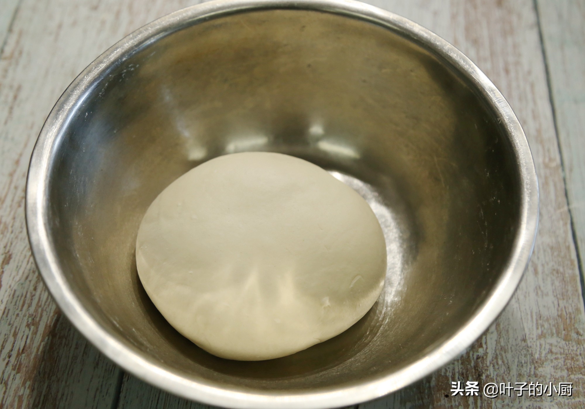 正宗凉皮做法超详细教程,正宗凉皮的做法与配方全过程