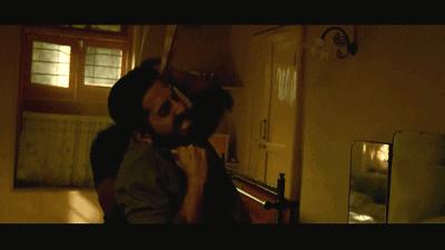 印度竟出爆款烧脑片，全程憋尿看完