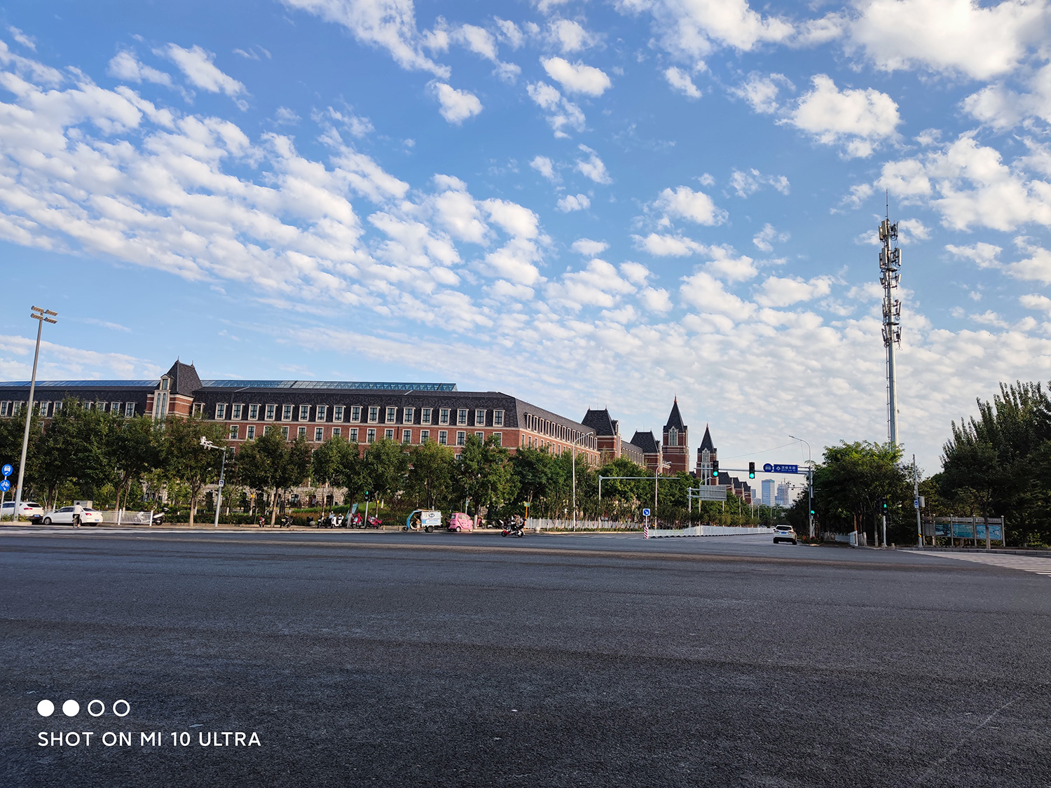 单反相机镜头价格差多少,单反相机价格越来越贵了