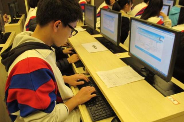 高考报志愿怎样做到低分捡漏,高考报志愿有落差