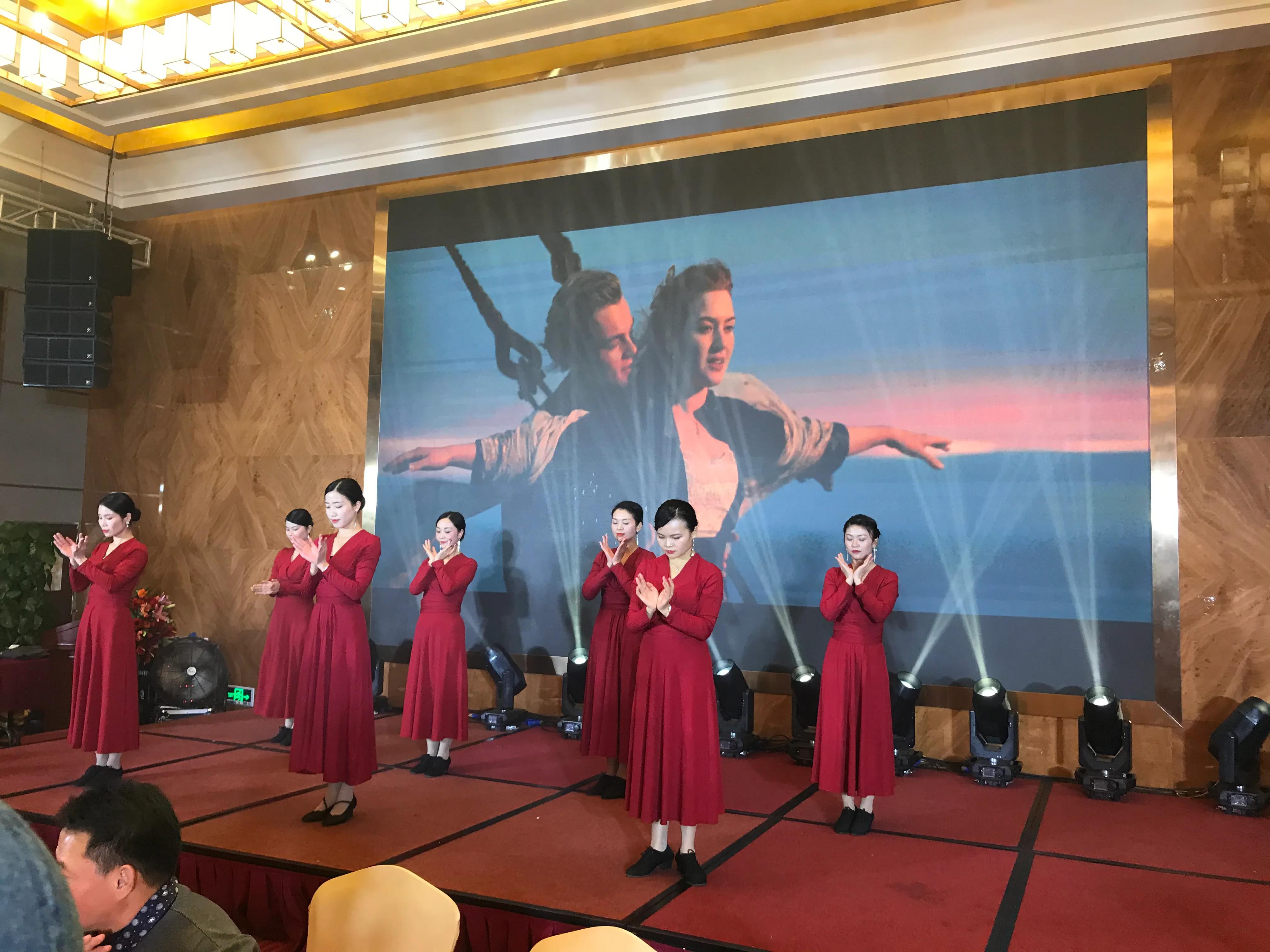 兴万集团乔迁典礼在深圳市坂田街道坂田集团商务中心举行