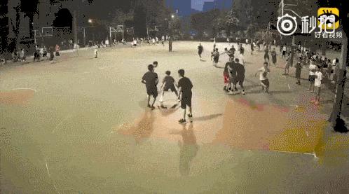 怎么样能练好白巧克力那样的传球,白巧克力巅峰传球