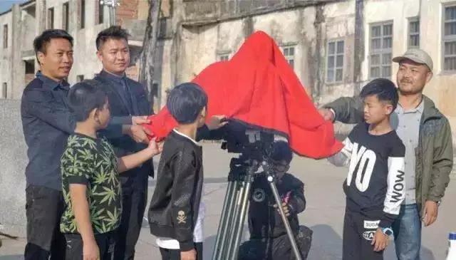 中国版电影摔跤吧爸爸,摔跤吧爸爸在印度什么时候上映