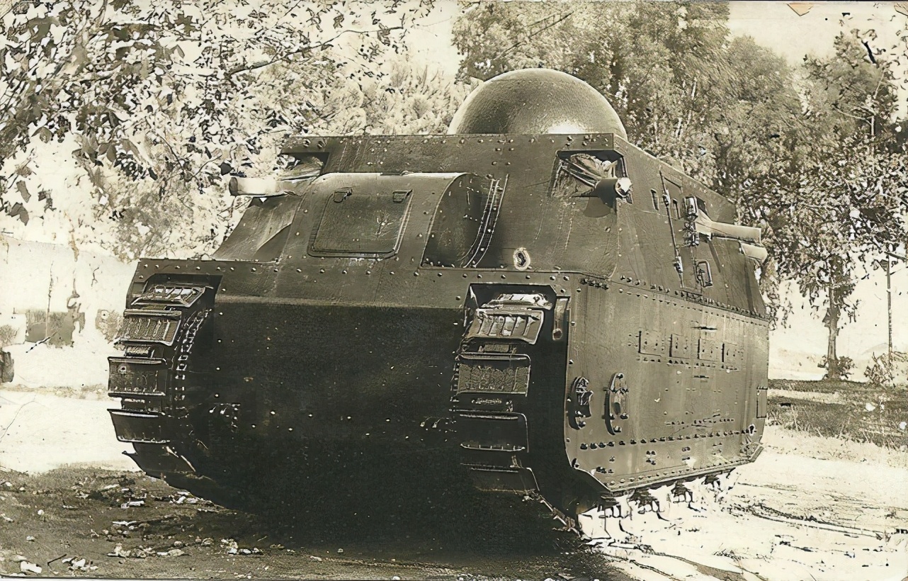 最讲武德意大利！设计画风让人啼笑皆非，还造步行坦克，脑洞太大