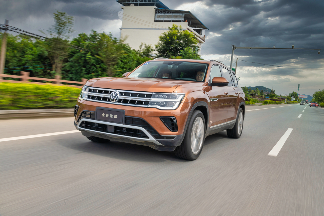 试驾｜全新途昂家族内饰终于改变，给躺平青年打个样儿