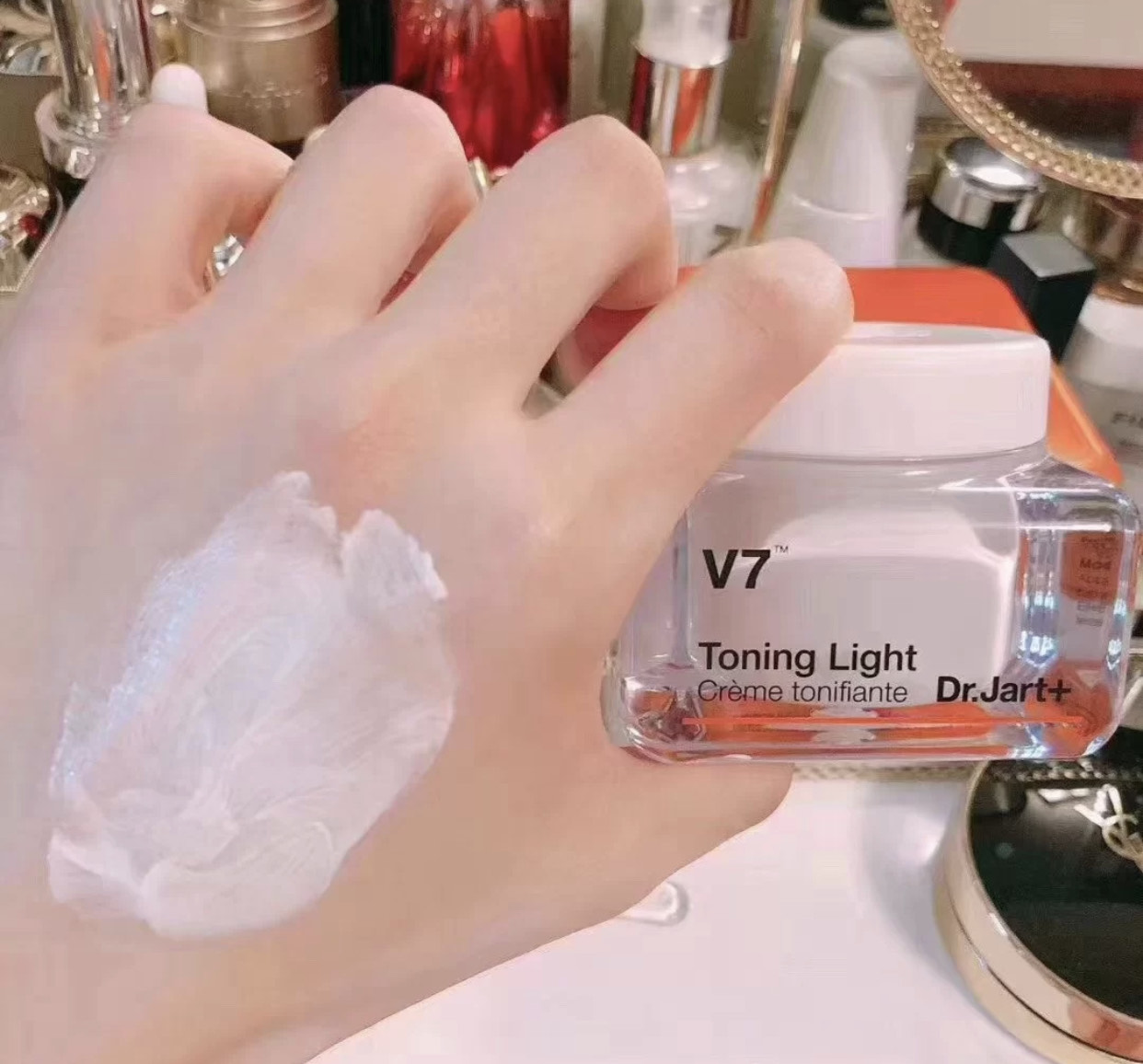 女生的“智商钱”真好赚,搓泥宝没啥用,素颜霜更是鸡肋