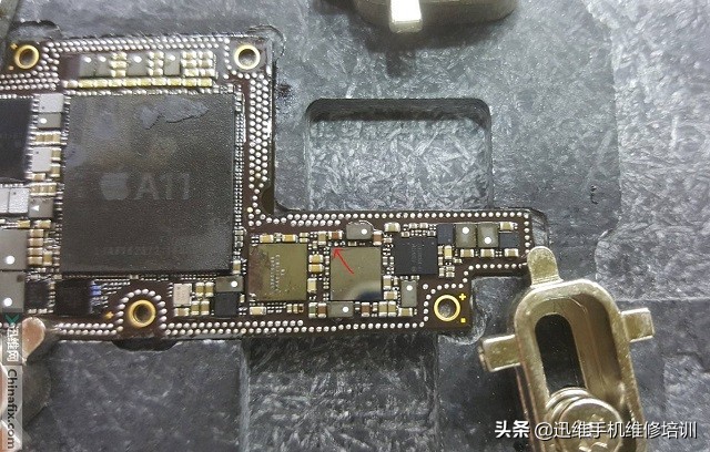 iphonex黑屏开不了机充电就开机,iphonex充电黑屏不开机