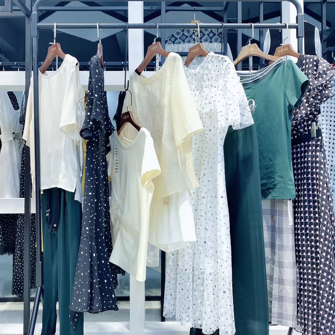 正品艾格女装清仓特价,艾格春夏女装尾货批发