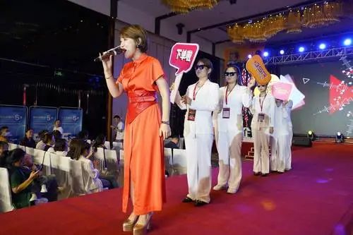 靠营销起来的公司并不能长久,不靠卖货赚钱的商业模式