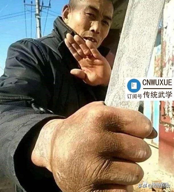 怎么看出一个人是否练拳击,没练过格斗的如何打败练过散打的