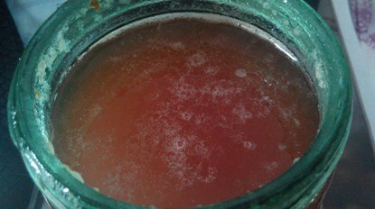 蜂蜜里掺了果葡糖浆如何鉴别,鉴别俄罗斯蜂蜜最简单的方法