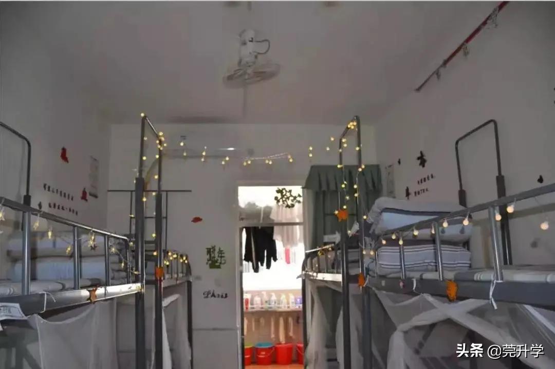 东华中学宿舍视频,东莞东华中学宿舍图片