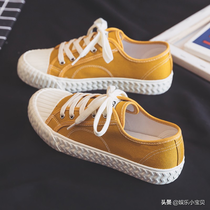 2019春季最流行小白帆布鞋 (适合女学生党穿的平价高帮帆布鞋)