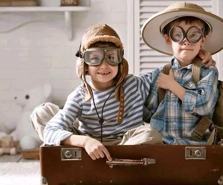 幼儿园孩子比赛失败老师如何安慰,孩子参加比赛没得奖怎么安慰