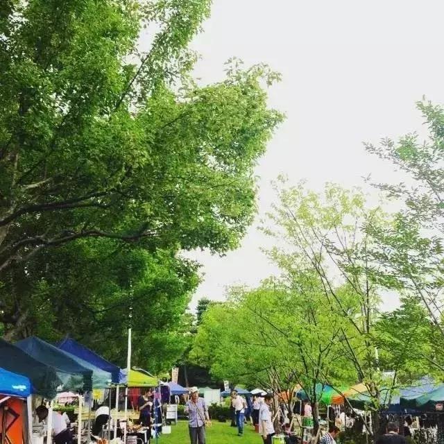 日本跳蚤市场旧货市场,日本的跳蚤市场也太好逛了吧