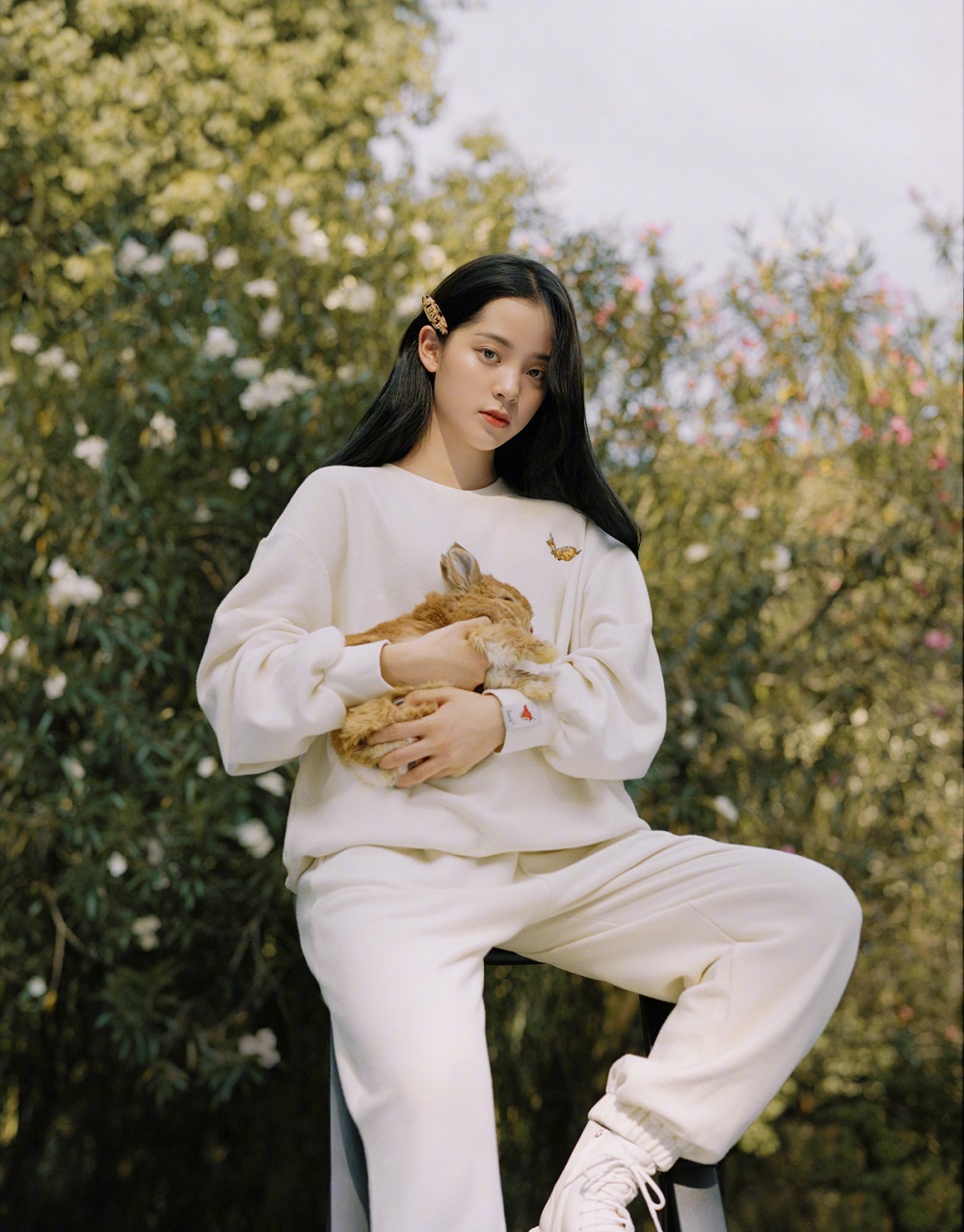 欧阳妮妮回怼网友恶评,欧阳妮妮晒满墙名包