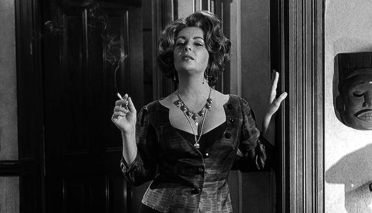 那些抽烟过肺的镜头,欧美电影里的女神抽烟镜头