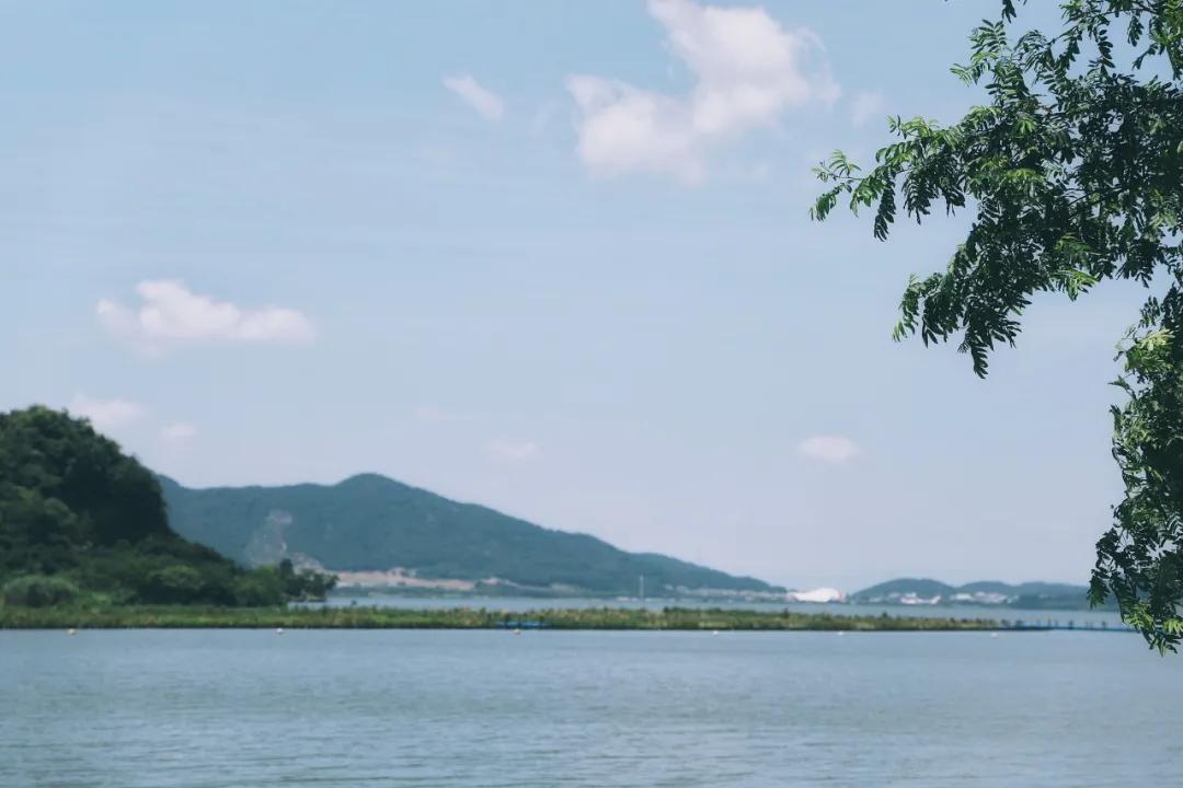 东钱湖为何叫东钱湖,东钱湖是不是人造湖