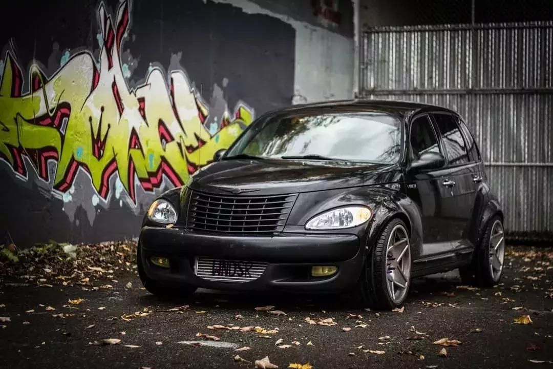 「真稀物种」再小众的车也有认真的玩家,克莱斯勒漫步者改装欣赏