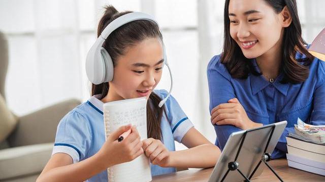 初二孩子非常厌学怎么解决,初二孩子极其厌学怎么纠正