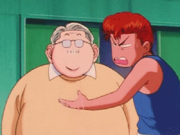 谁敢在我举哑铃时讲笑话,我见一次打一次