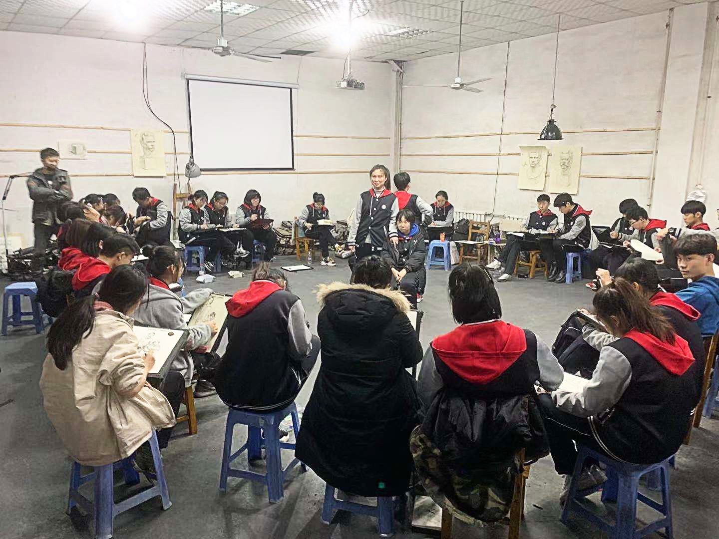 美术联考多画了几个物体怎么办,联考怎么防止自己的画不被毁