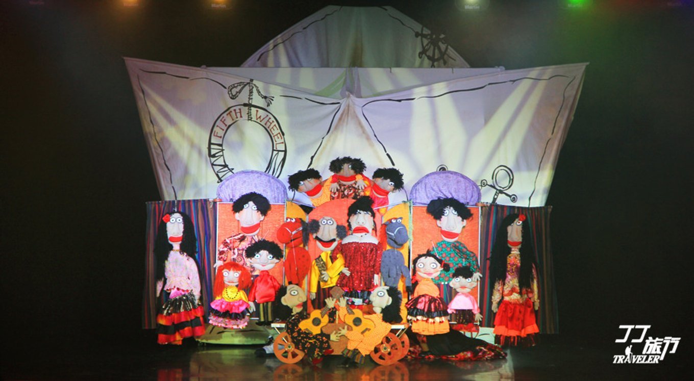 形容一个邮轮很豪华很大怎么说,不动声色可以形容美景吗