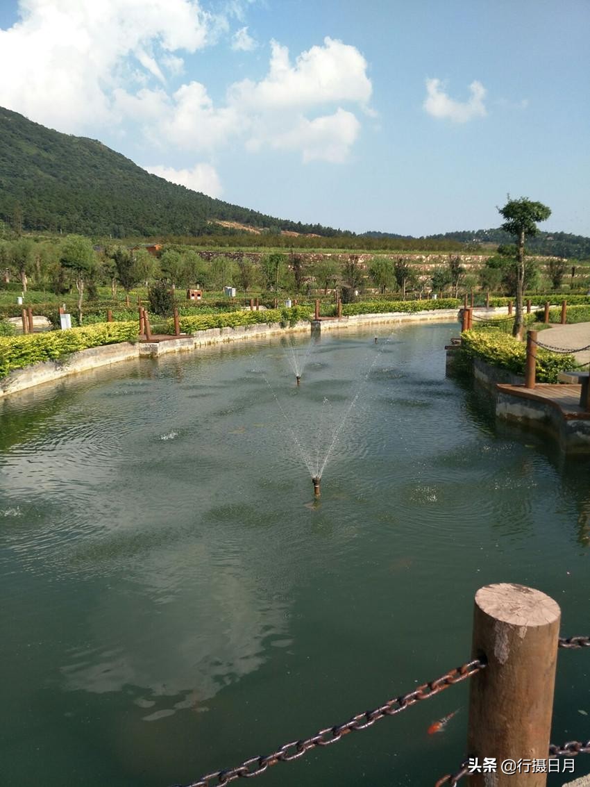 走进老乐山，徜徉如意湖，探访重阳登高之源