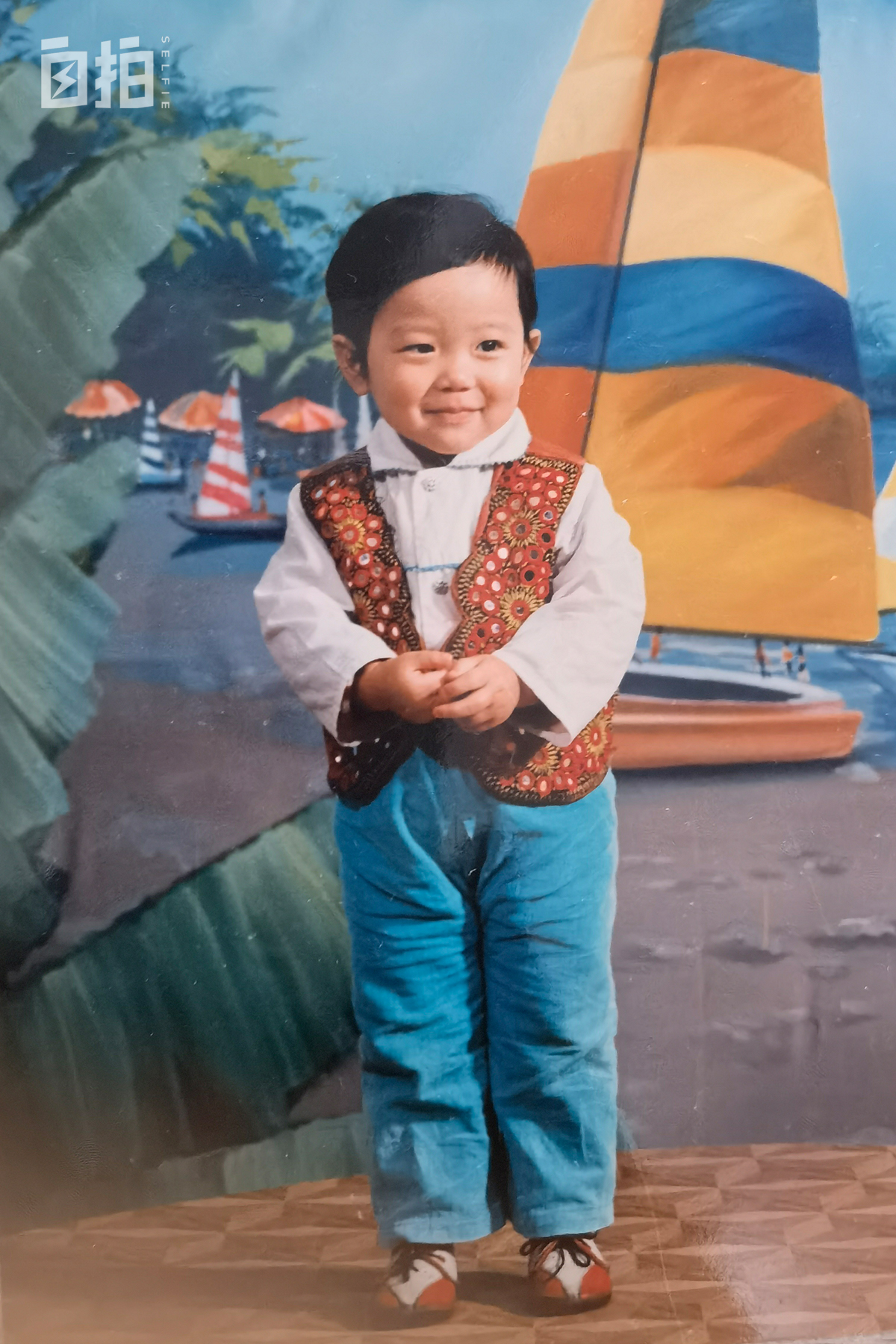 东北女大学生留学加拿大开挖掘机,在加拿大开挖掘机