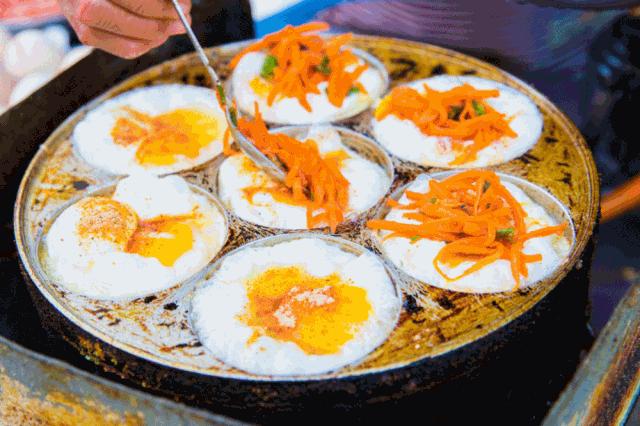 重庆渝北龙兴广场附近购物商场,前方到站工贸