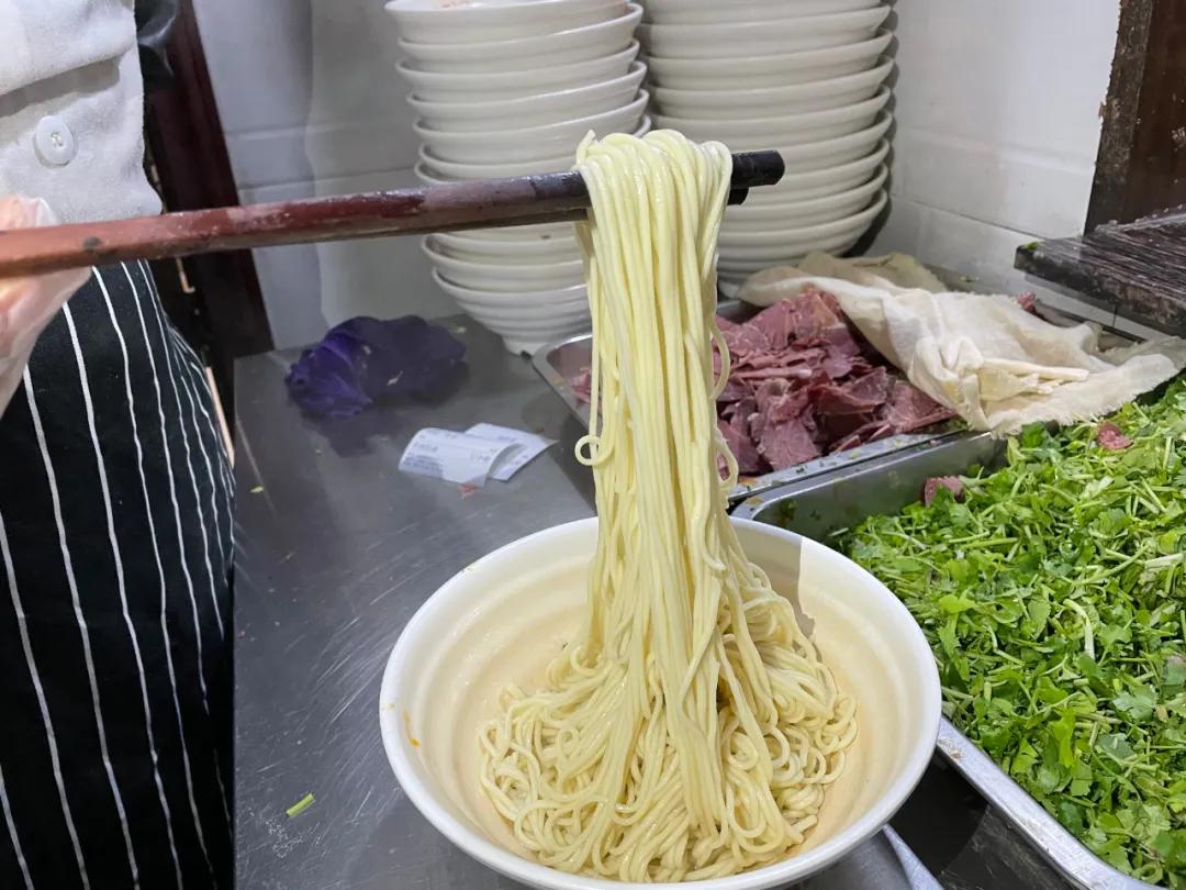 寮犺鐗涜倝鎷夐潰鎺㈠簵,寮犺鐗涜倝闈㈤