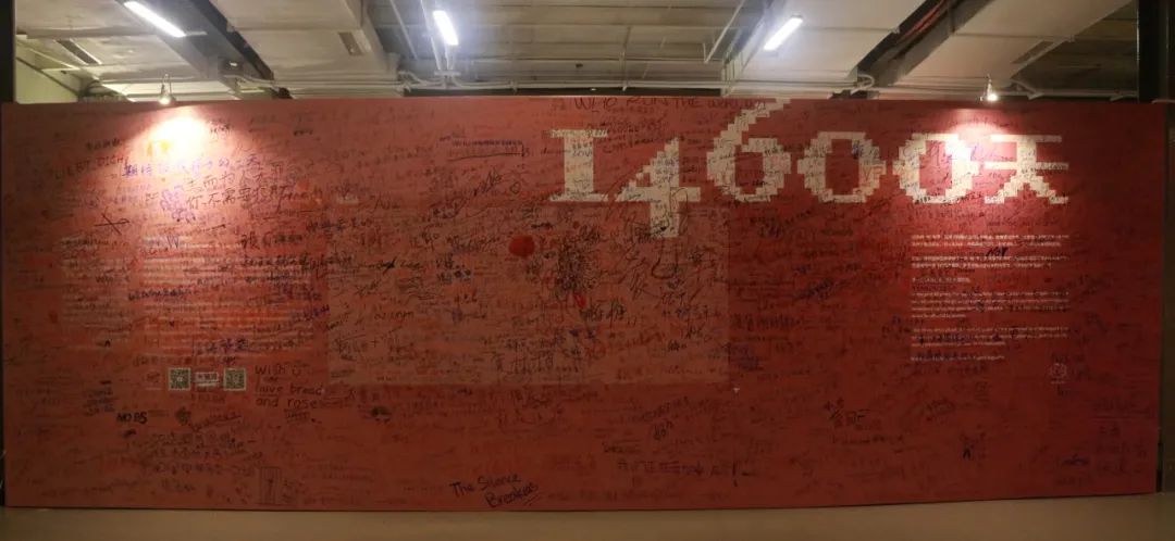 在家看*片A**被老妈撞见，她反手就带我去了个“18禁”场所